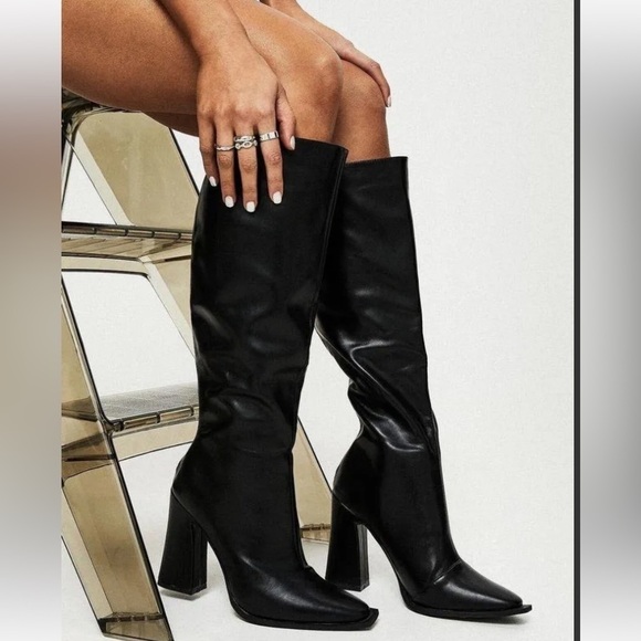 NWOT Princess Polly Keeley Block Heel Square Toe Boots Matte Black Size 10 - Picture 1 of 16